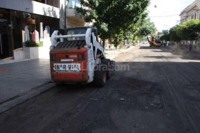 Desv�os y cortes en el centro por bacheo