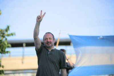 El s�bado Mart�n Sabbatella encabezar� un acto en Gualeguaych� 