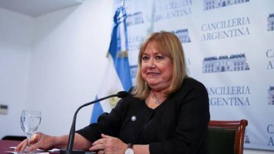 El Gobierno sali� a parar los rumores de cambios en el gabinete