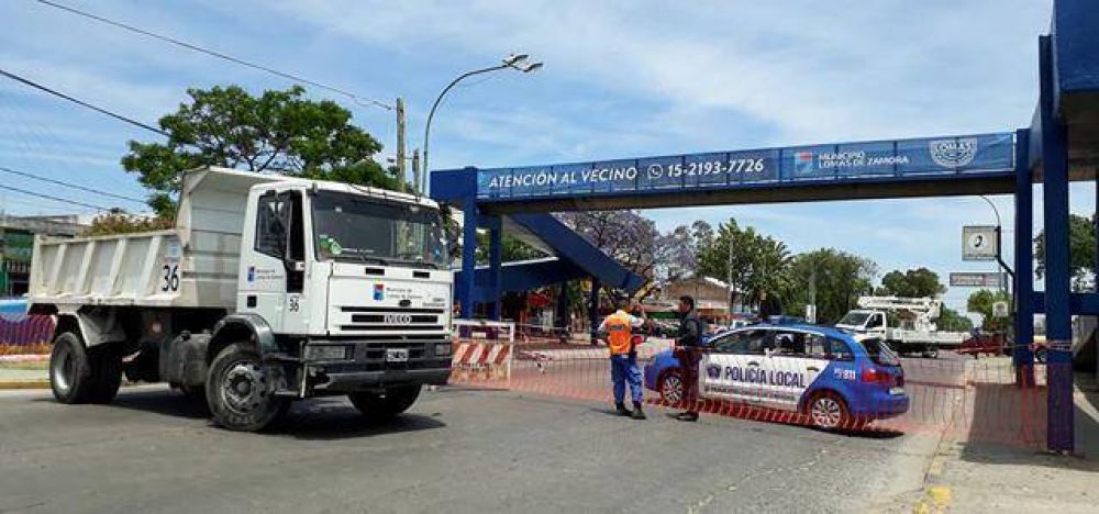 Sigue cerrado el puente peatonal de Pasco y Salta por riesgo de derrumbe