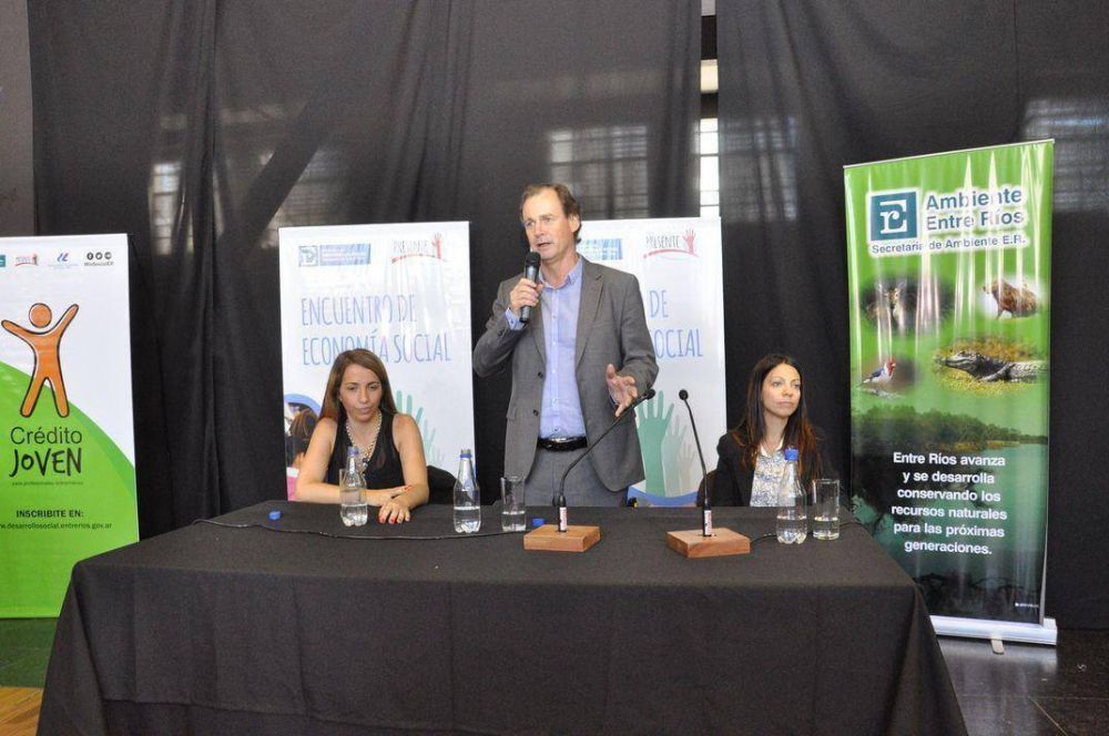 Bordet ratific� el acompa�amiento a emprendedores y cooperativistas 