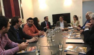 Salta se promociona en Buenos Aires para la temporada de verano