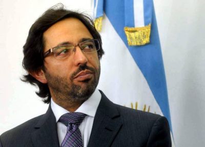 Reparos del fiscal de Estado a la ley de �tica P�blica