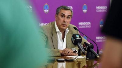 Diez meses despu�s, piden que se remueva a Vaqui� de YPF