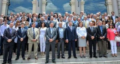 Bosetti resalt� la integraci�n vial para una visi�n federal