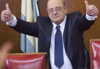 Carlos Fernando en picada, seg�n en una encuesta bonaerense