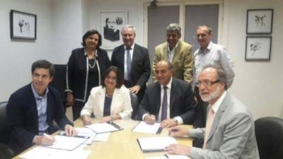 Potrero del Clavillo: Corpacci firm� el acta acuerdo