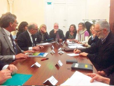 �Se debe cumplir con la decisi�n�