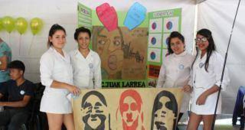 Estudiantes tucumanos concientizaron sobre la violencia de gnero