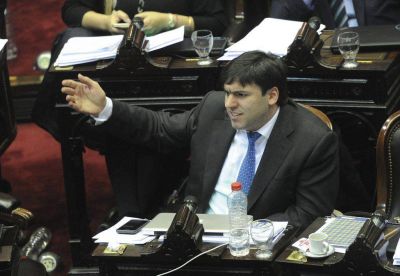 Bossio: �Llevar�a la capital de la provincia a Mar del Plata�