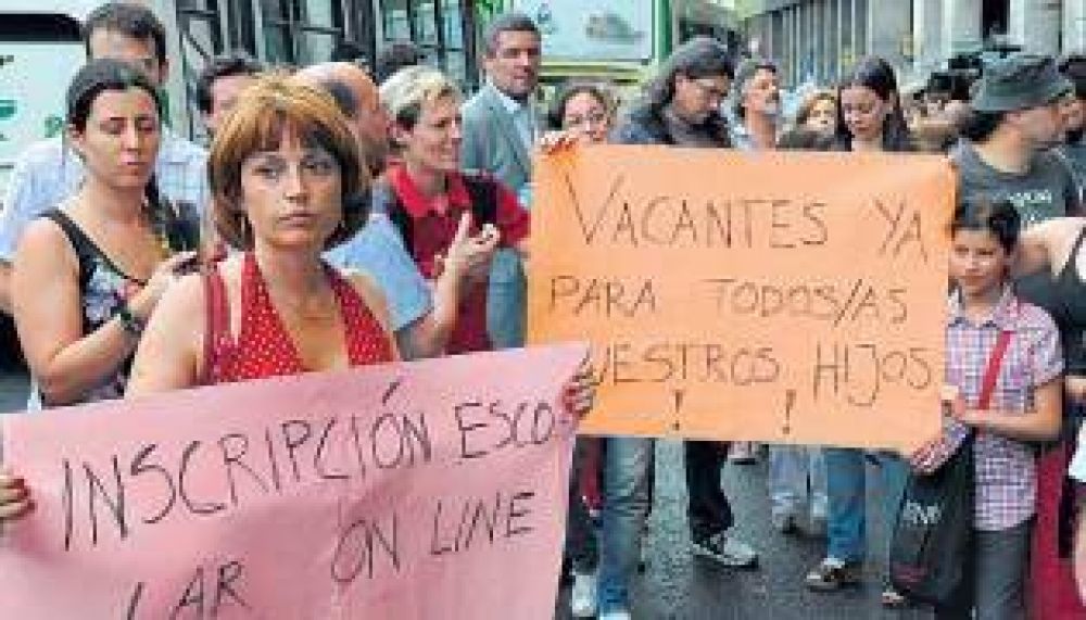 Larreta tiene 48 horas para informar cantidad de vacantes escolares