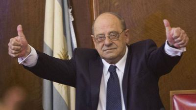 Localidad vecina busca la ayuda de Carlos Arroyo