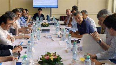 El Gobierno replantea su v�nculo con las provincias por el traspi� de la reforma