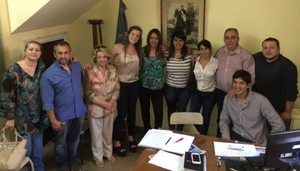 Enojo en el Consejo Escolar de San Mart�n con Vidal