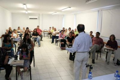 Con la presencia de dos reconocidos profesionales, se llev� a cabo ayer una jornada de enfermer�a