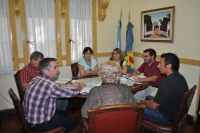 ATE solicit� se convoque a la Mesa Salarial y desmiente al oficialismo la magnitud del aumento acumulado durante el a�o