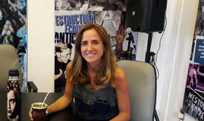 Victoria Tolosa Paz: 