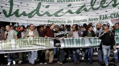 Los judiciales bonaerenses paran 48 horas desde ma�ana