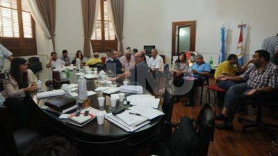 Los municipales esperan una propuesta concreta de intendentes