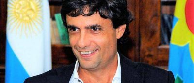 Lacunza blanque� a intendentes de Cambiemos que est� estudiando reeditar el fondo para municipios