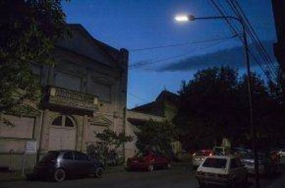 Inauguraci�n de luminarias en la calle Bol�var