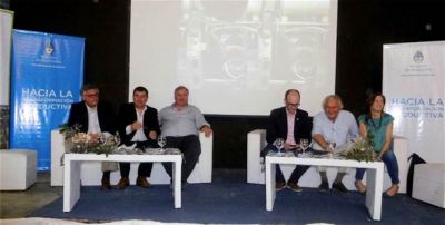 Naci�n y provincia presentaron beneficios y herramientas para fortalecer el desarrollo de las PyMEs en Azul