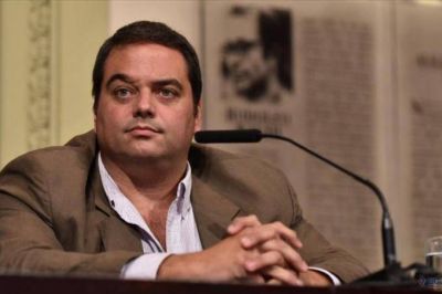 Triaca dijo que la Emergencia Social ser� financiada con una �reasignaci�n de partidas�