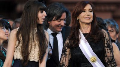 Solicitaron el embargo de los bienes de M�ximo y Florencia Kirchner