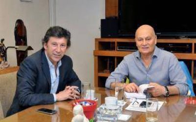 Elecciones 2017: El Momo Venegas anunci� la incorporaci�n de Gustavo Posse al Partido Fe