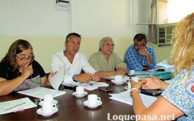 �Hay food trucks que se instalan sin regulaci�n ni control municipal�