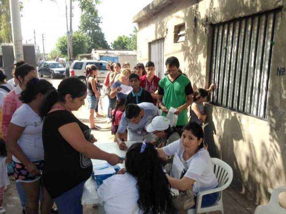 Importante operativo de salud en el barrio 25 de Mayo