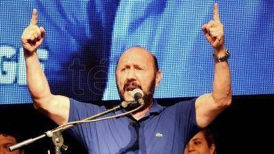Gildo deber�a pagar un bono de casi 8.500 pesos para recomponer el poder adquisitivo de sus empleados