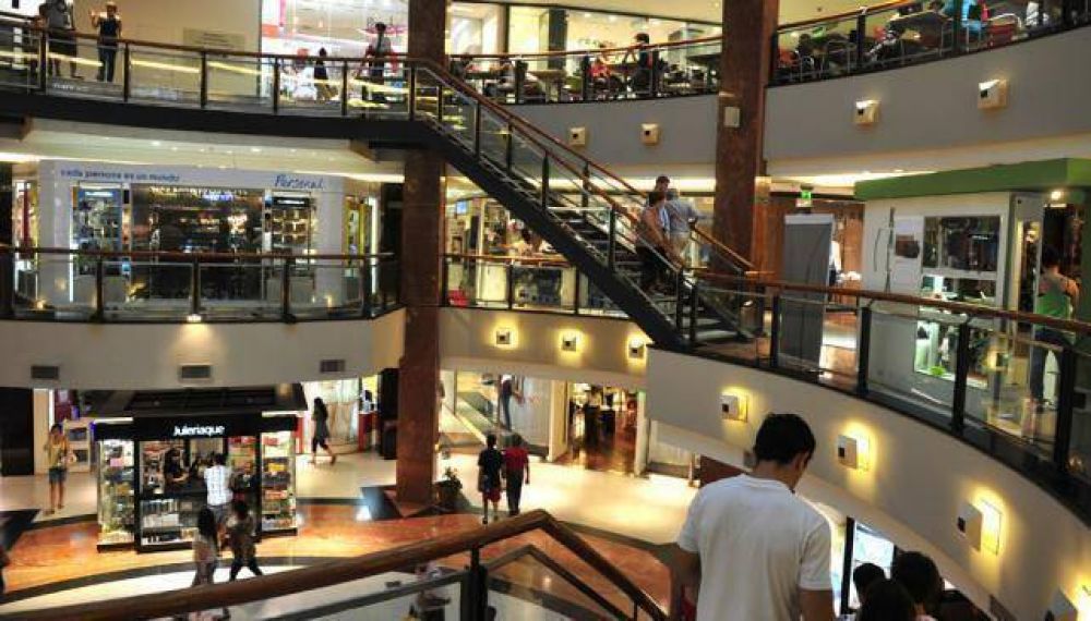 Los shoppings cordobeses vendieron un 10,1% menos en octubre
