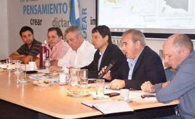 Borthiry, satisfecho porque se duplica el monto para cr�ditos