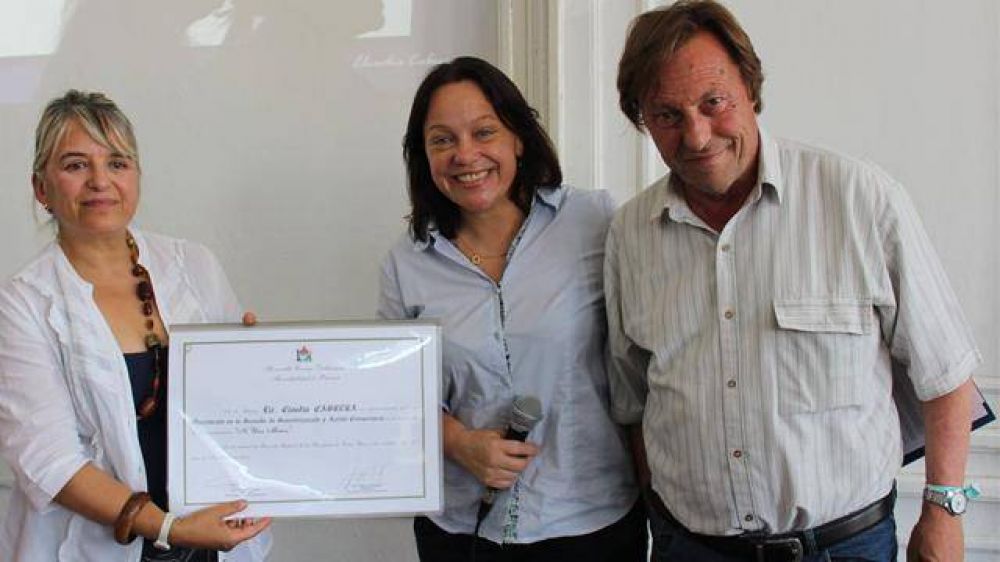 Varisco y Etienot se muestran juntos tras el terremoto en el HCD