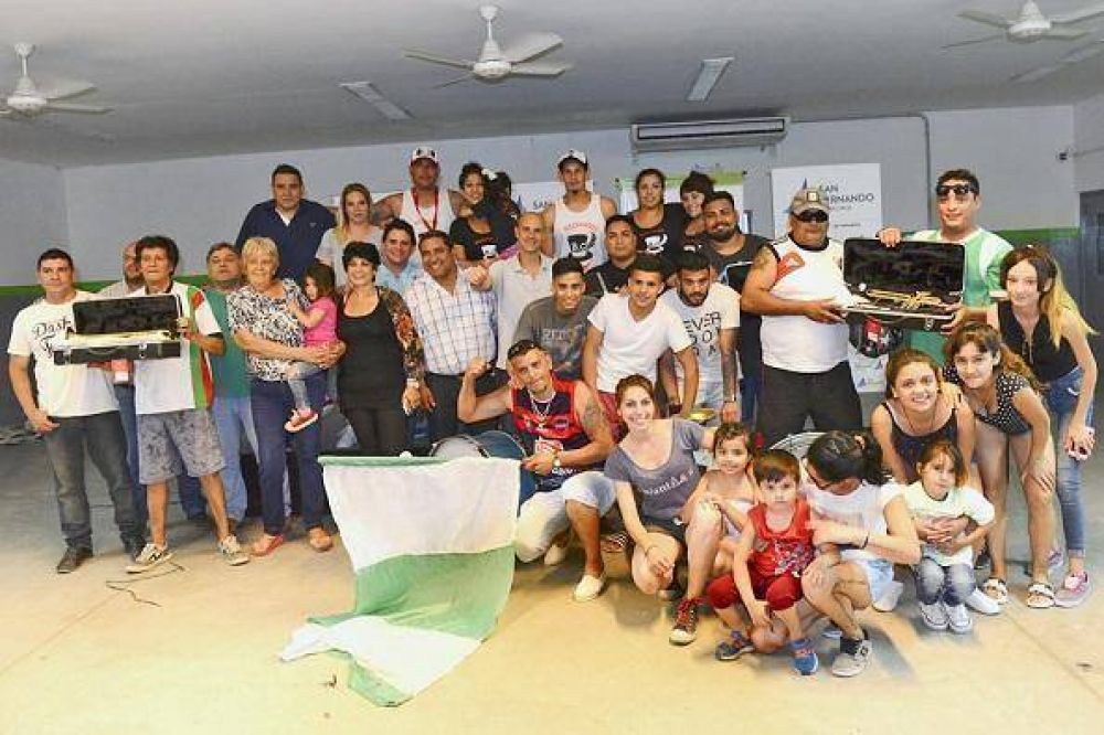 San Fernando reconoci� a murgas por su trabajo en �Sanfer Recicla�