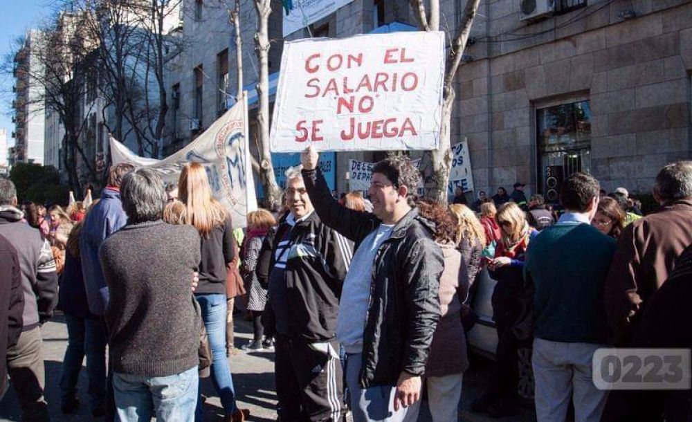 Los municipales, al borde de otro paro