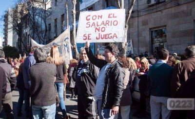 Los municipales, al borde de otro paro