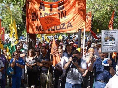 Municipales parar�n el jueves en reclamo a aumento de sueldo 