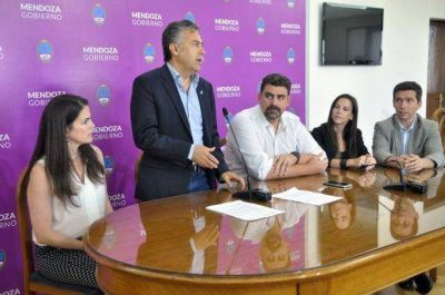 Motoniveladoras, tom�grafos y chalecos antibalas, as� gastar� el gobierno la deuda del casino C�ndor