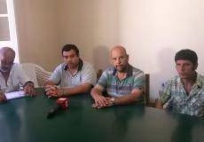 ATE local se suma al paro nacional municipal y pide bono de $ 2.500 para fin de a�o