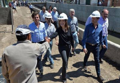 Junto a Insaurralde, Vidal recorri� obras para evitar inundaciones