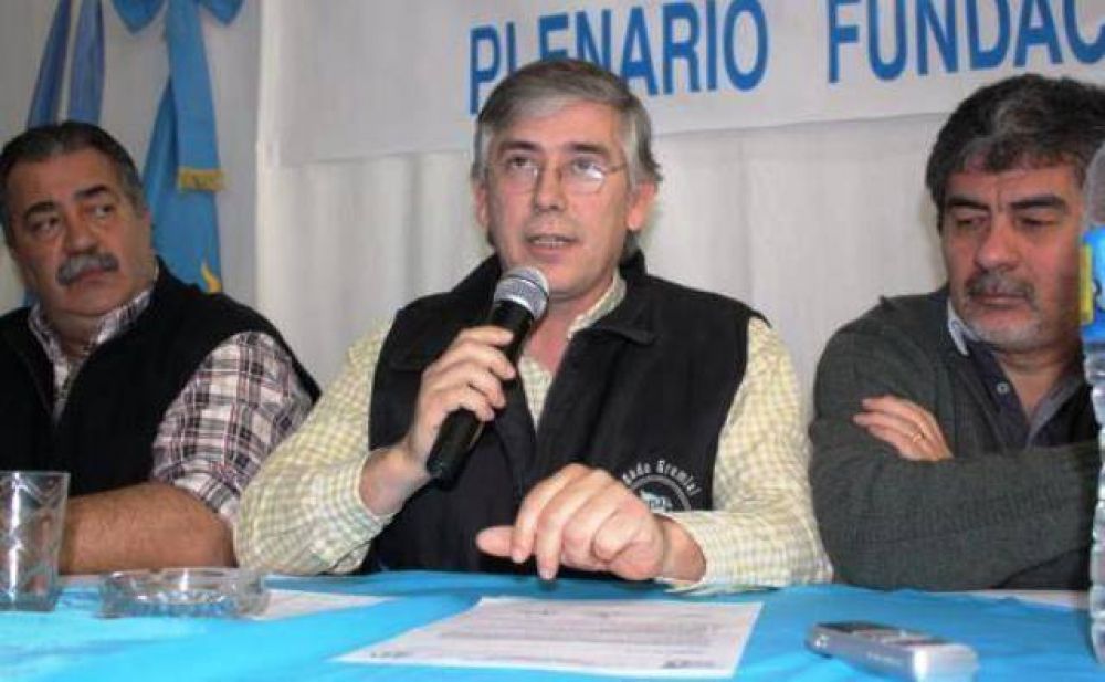 Julio Gutirrez: Quien tenga ms manos ese ser el nuevo secretario general