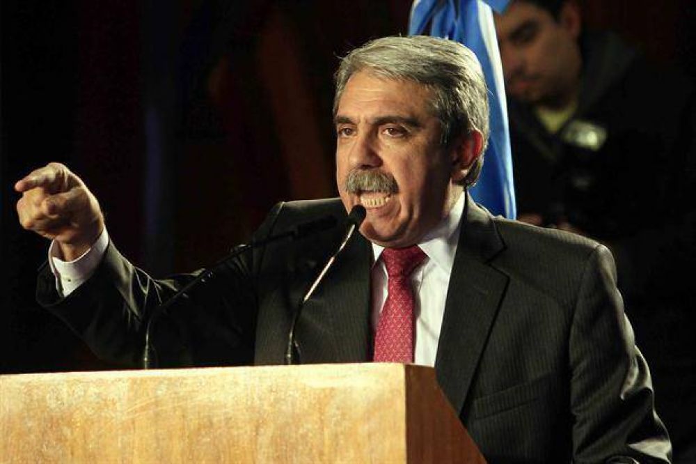 Ins�lito: An�bal Fern�ndez no cheque� y denunci� que Emilio Basavilbaso hab�a empleado a dos sobrinos de menos de 8 a�os