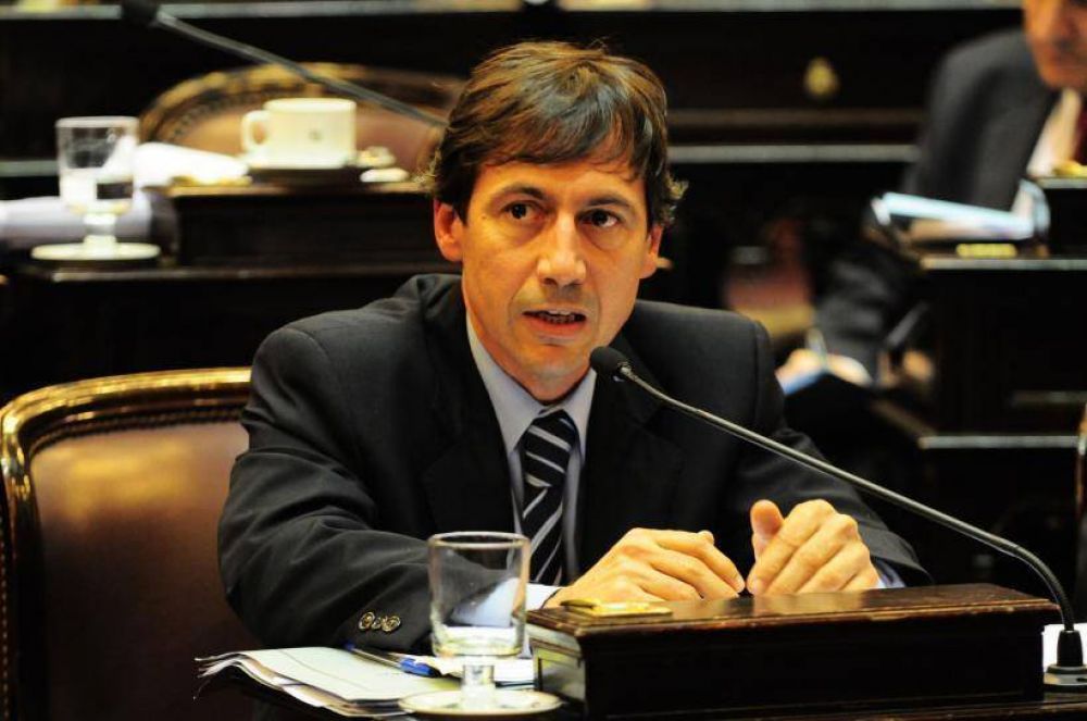 Naidenoff: 