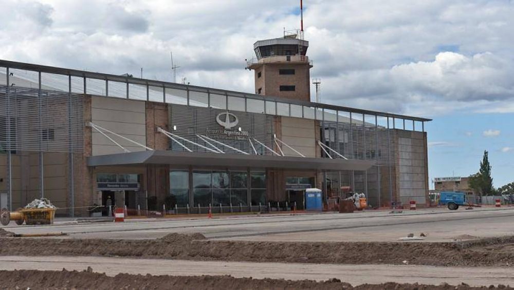 El 7 inaugura el aeropuerto, pero quedar�n obras sin terminar