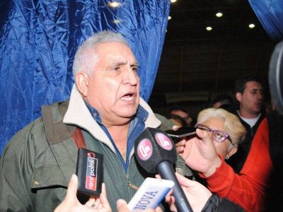 Vidal tiene �seis meses� para revertir la crisis: �Si no, hay plan de lucha�, dijo el �Pata� Medina