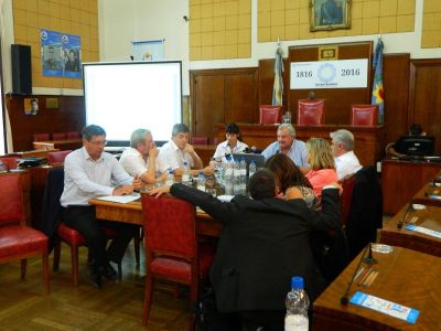 Se realiz� la Audiencia P�blica buscando avanzar con  el proyecto del Sistema Acueducto Oeste