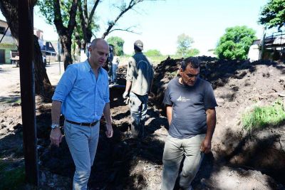 El Municipio de San Fernando entuba el zanj�n de la calle Malvinas Argentinas
