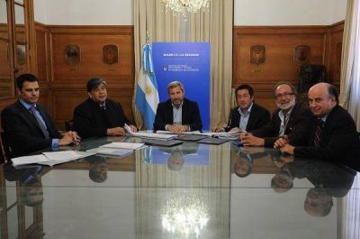 Nardini suscribi� traspaso a AySA para la prestaci�n de agua y cloacas